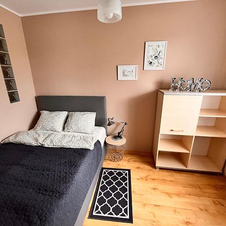 Apartament Roentgena 16 Przy Centrum Onkologii I Klinice Novum Warszawa Zewnętrze zdjęcie