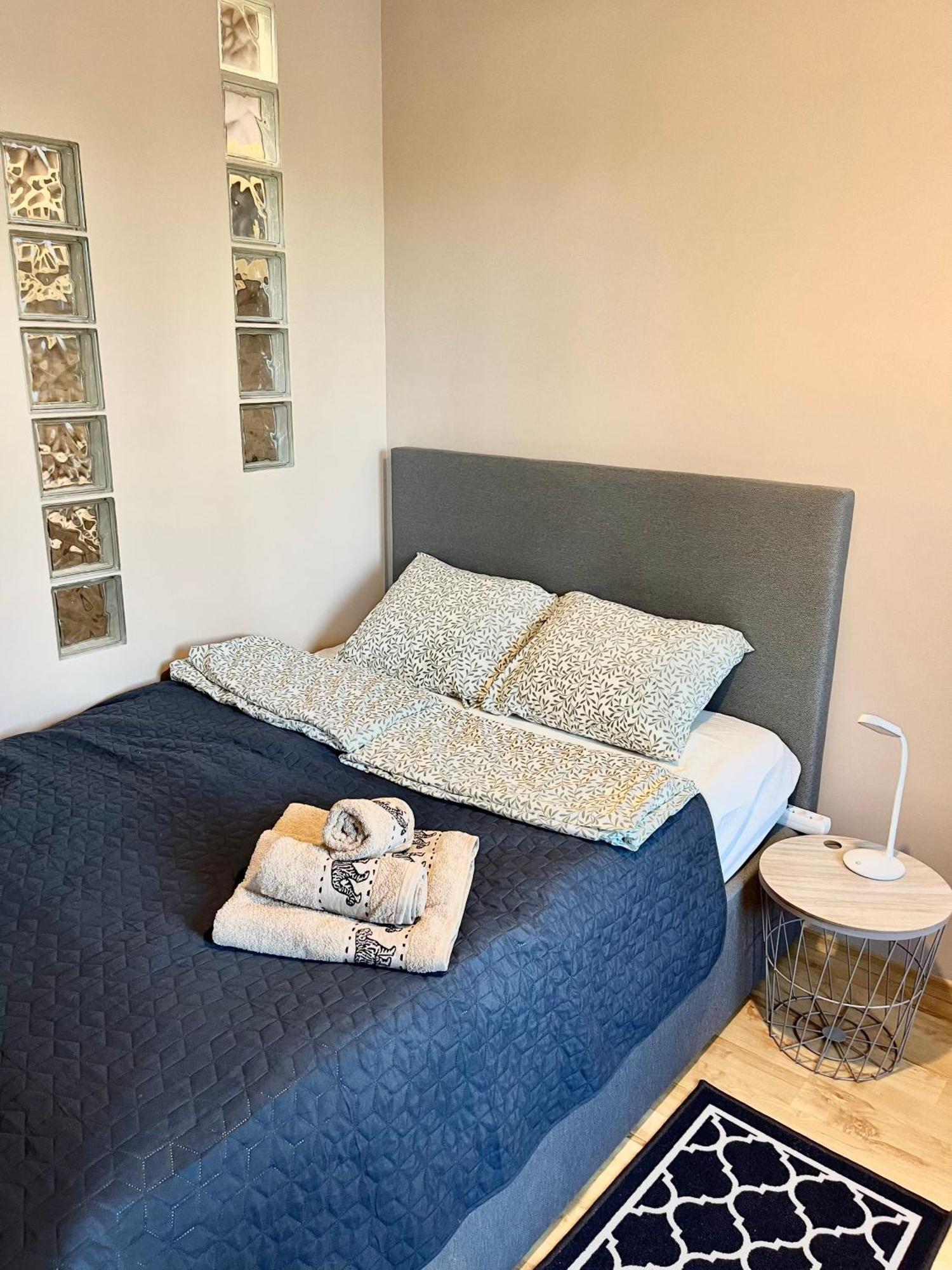 Apartament Roentgena 16 Przy Centrum Onkologii I Klinice Novum Warszawa Zewnętrze zdjęcie